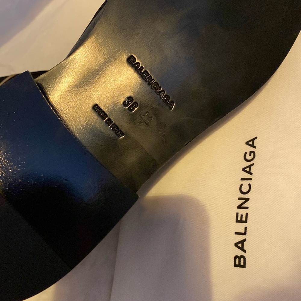 BALENCIAGA Leather Boots - Picture 8 of 12